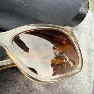 Burberry | Accessories | Burberry Clear Frame Sunglasses  display picture 1